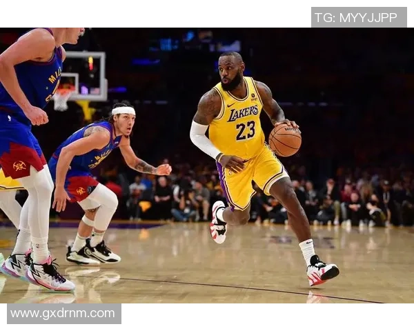 2020年西部决赛首场回放湖人与掘金的精彩对决分析与解读